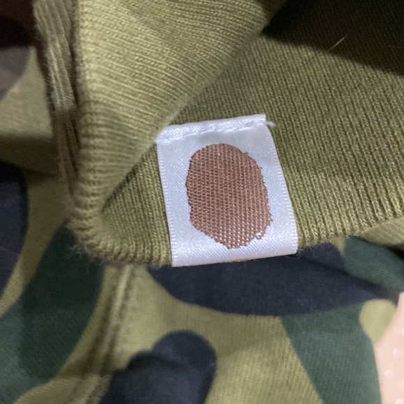 Bape Shark Zip Up Hoodie 1st Camo - Picture 10 of 10